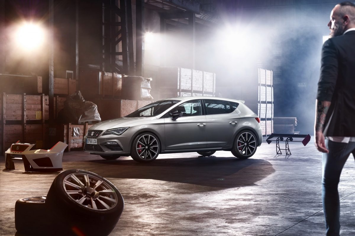 SEAT LEON