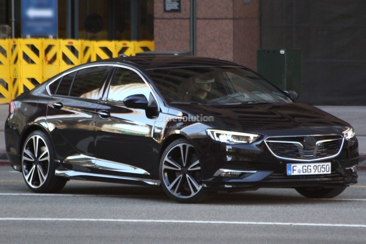 OPEL INSIGNIA
