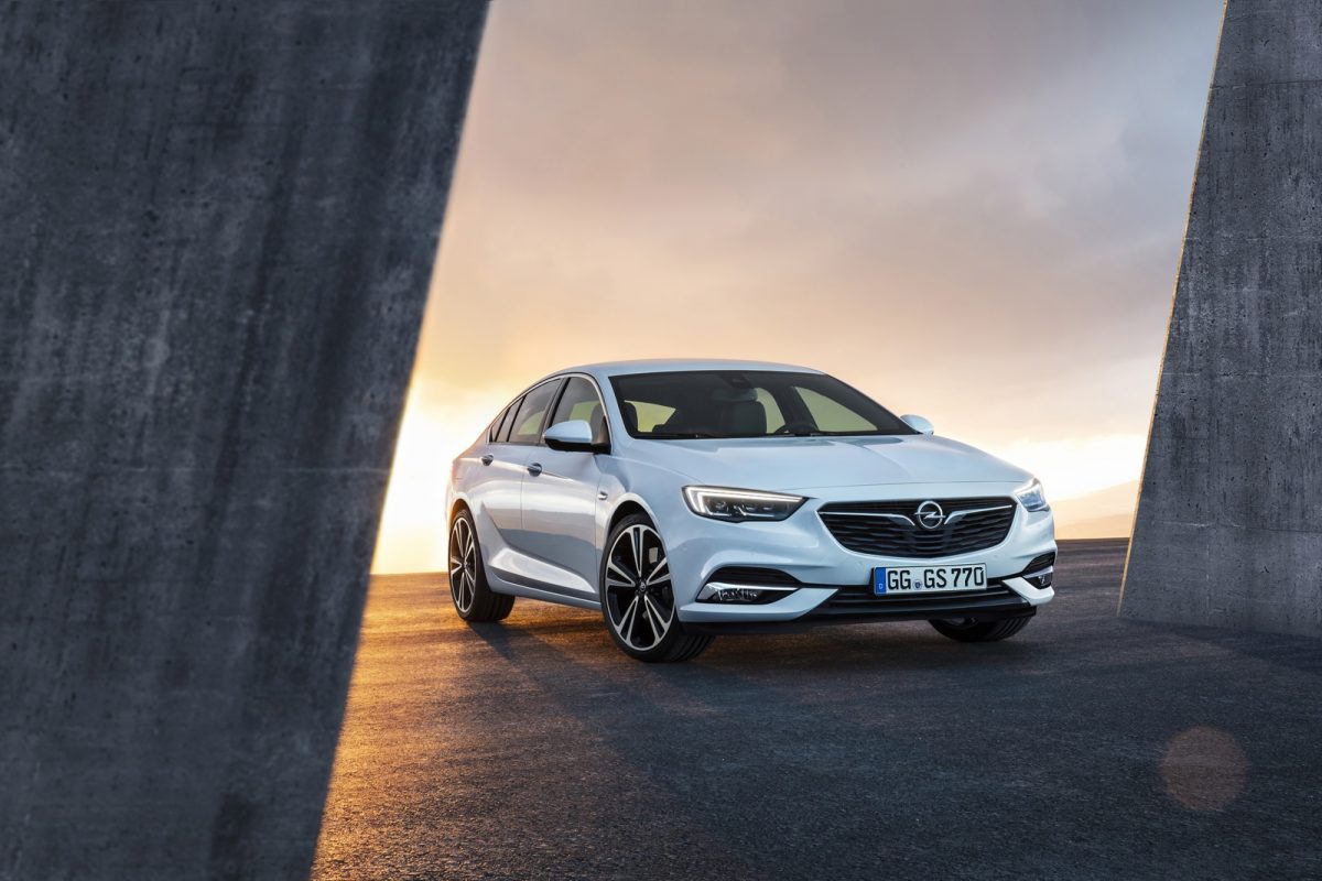 OPEL INSIGNIA