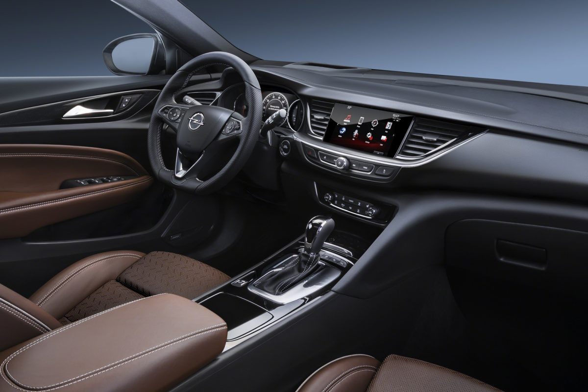 OPEL INSIGNIA