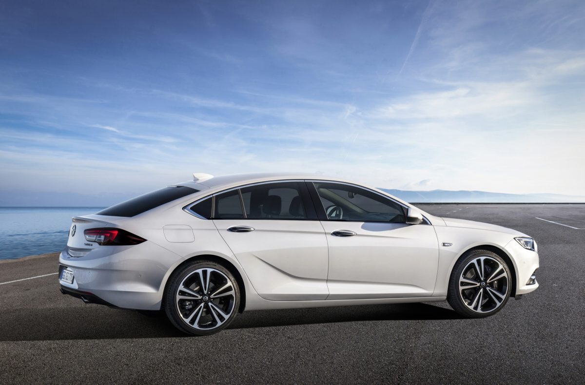OPEL INSIGNIA