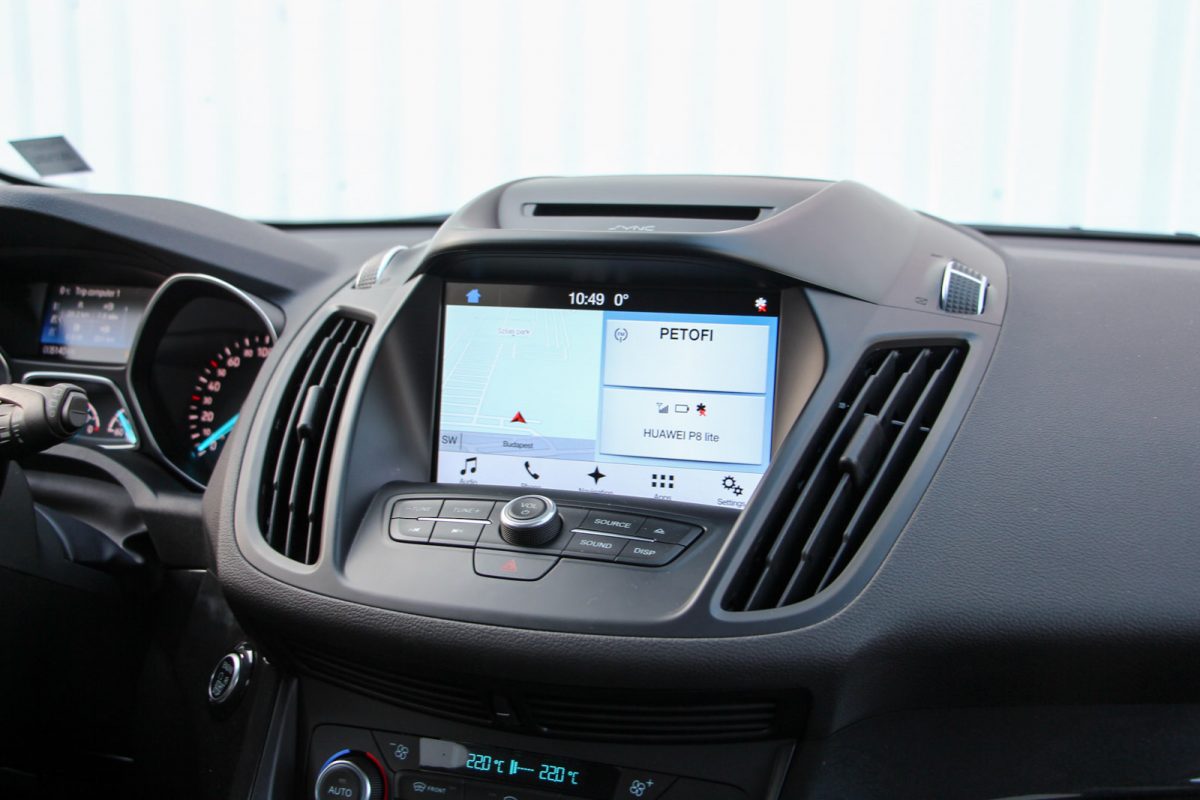 FORD KUGA
