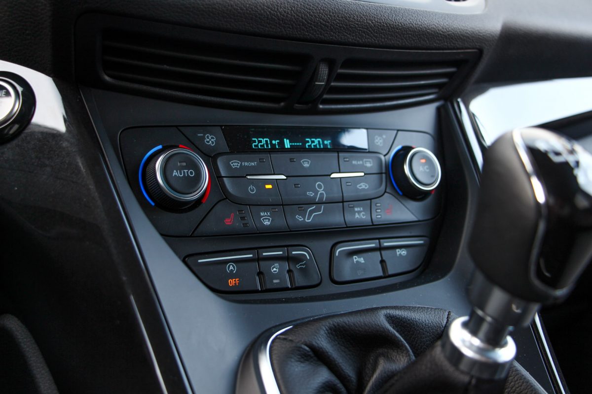 FORD KUGA