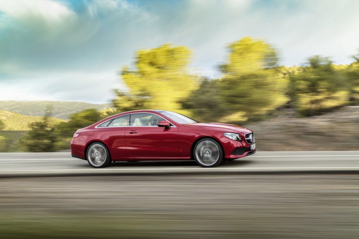 MERCEDES-BENZ E-OSZTÁLY
