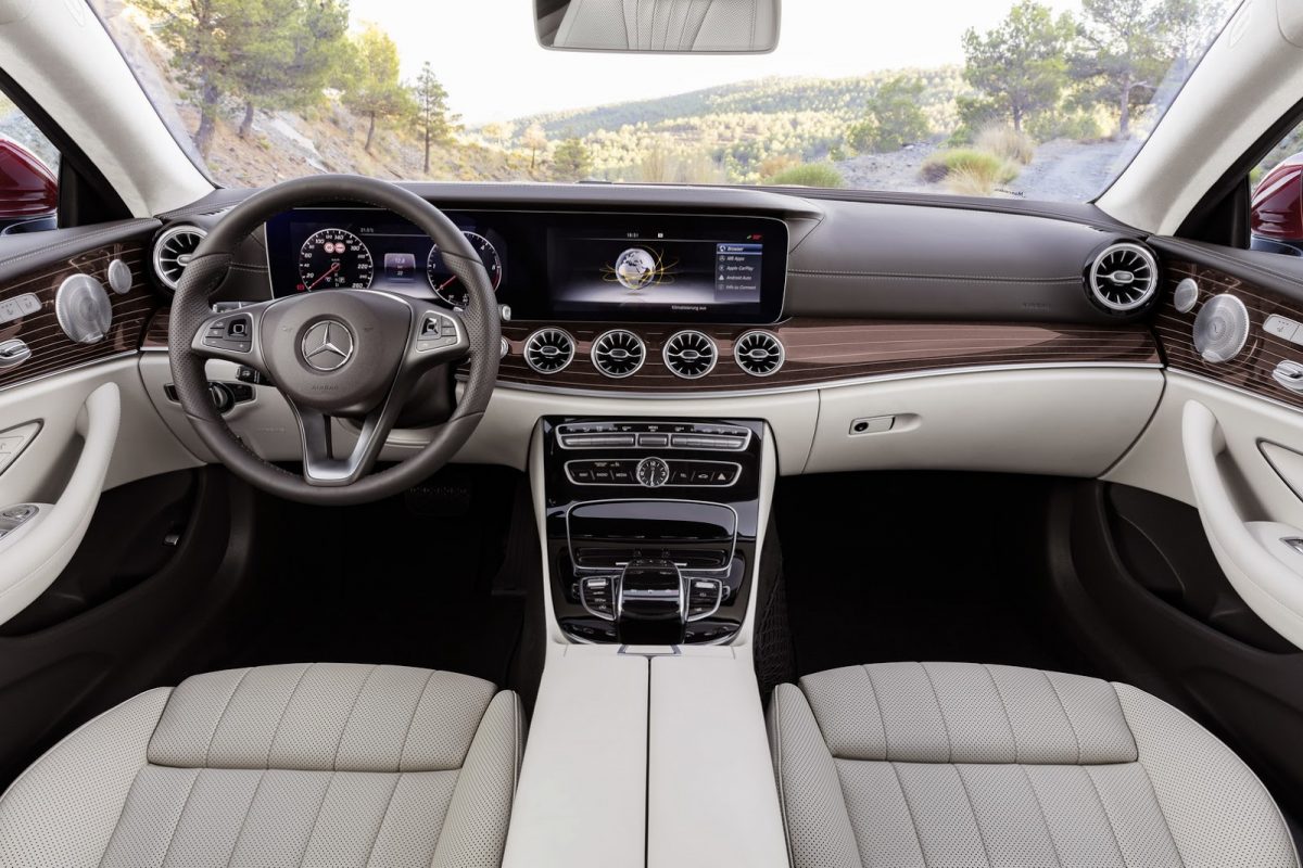 MERCEDES-BENZ E-OSZTÁLY