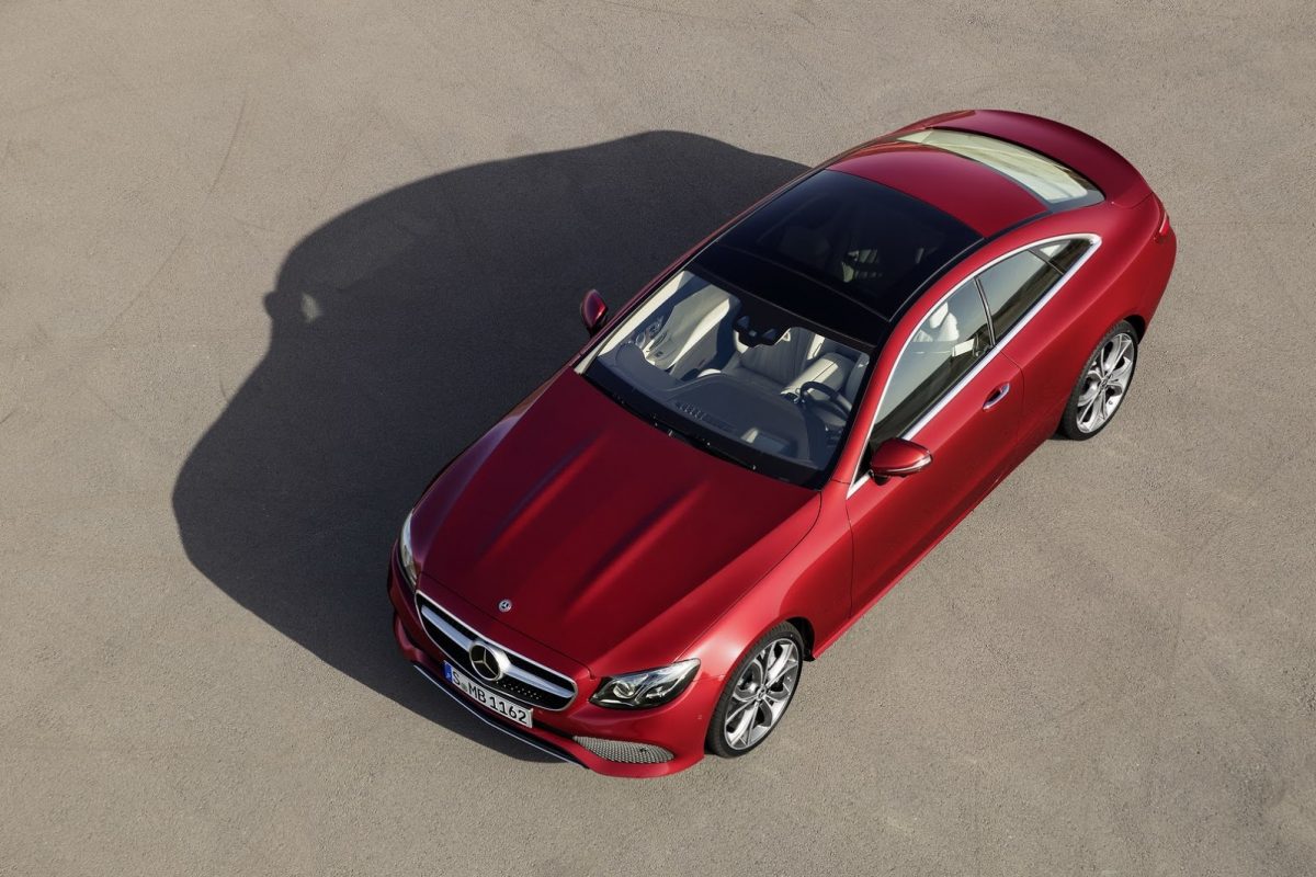MERCEDES-BENZ E-OSZTÁLY