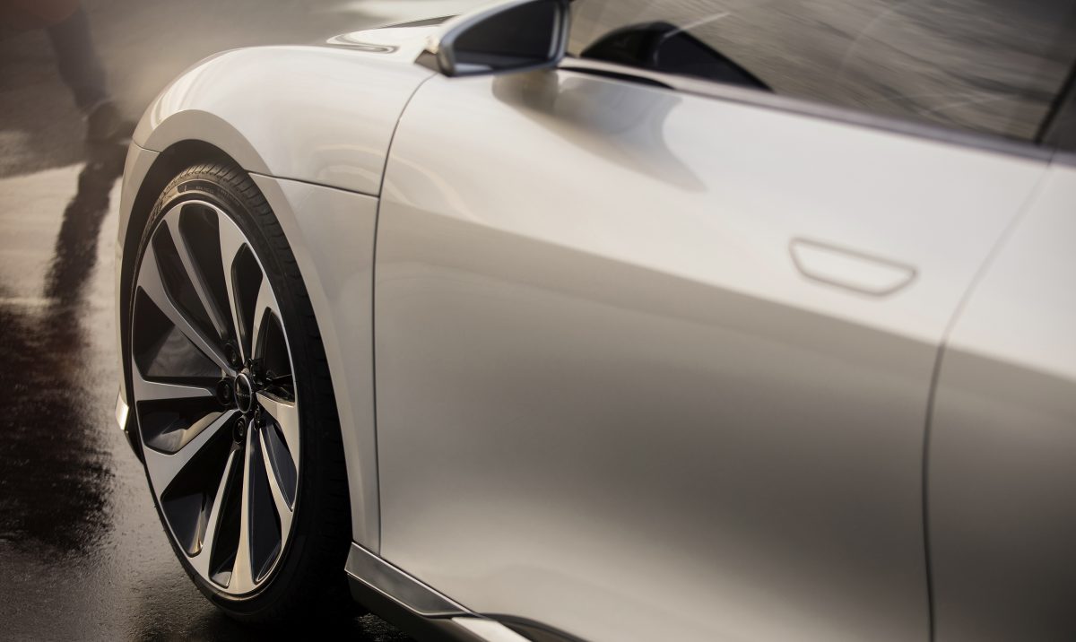 TESLA MODEL S