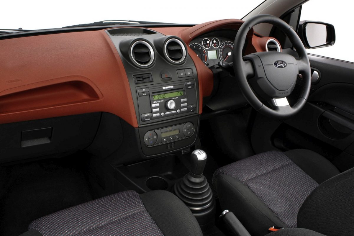 FORD FIESTA