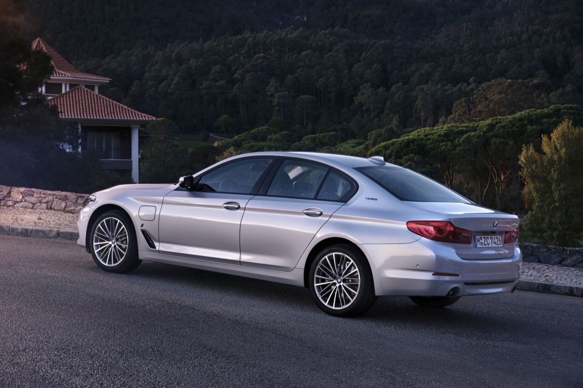 BMW 5-ÖS SOROZAT