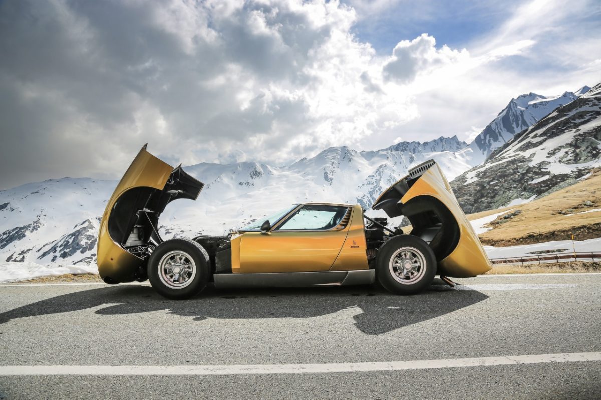 LAMBORGHINI