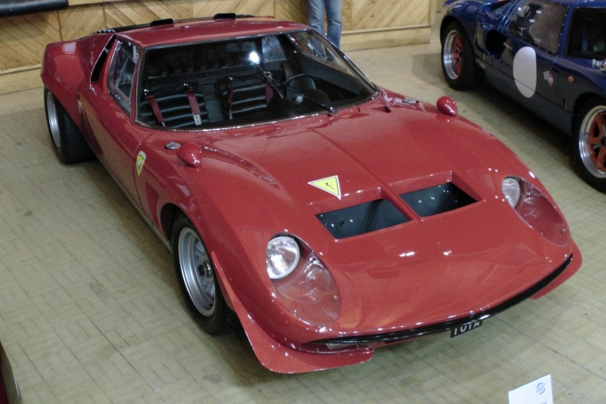 LAMBORGHINI
