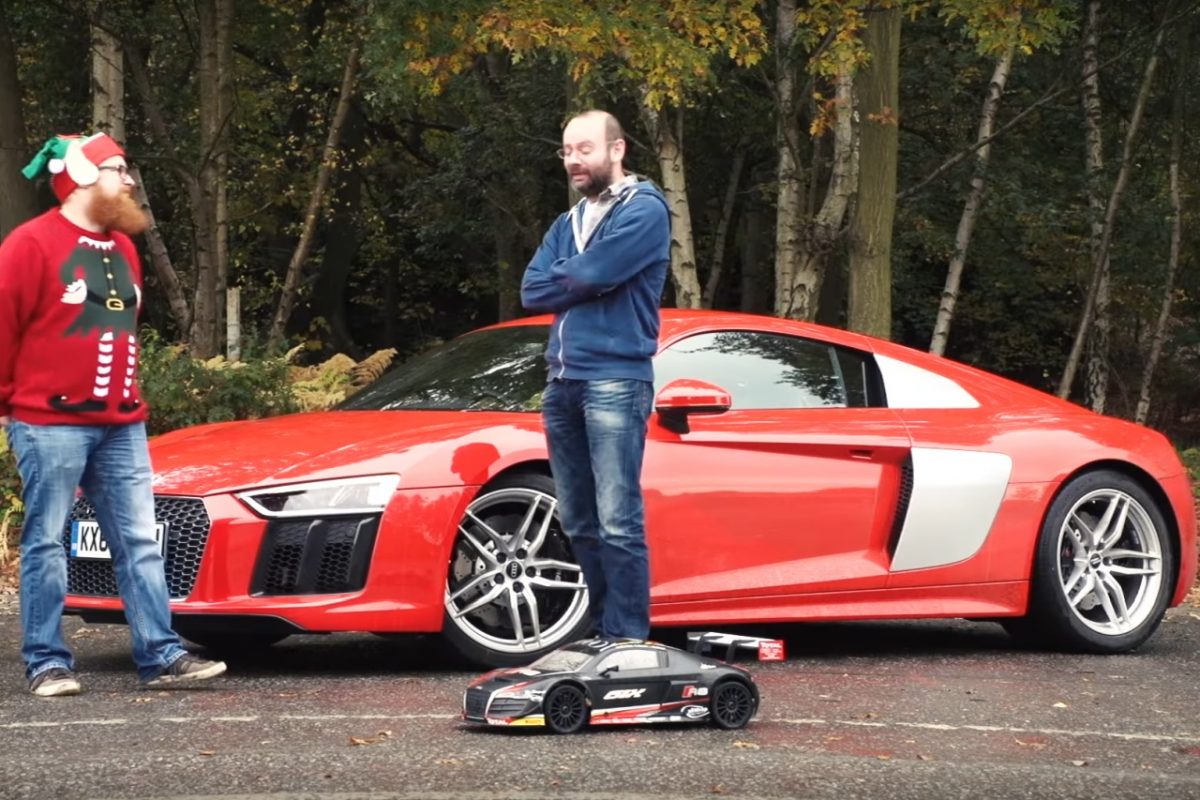 AUDI R8