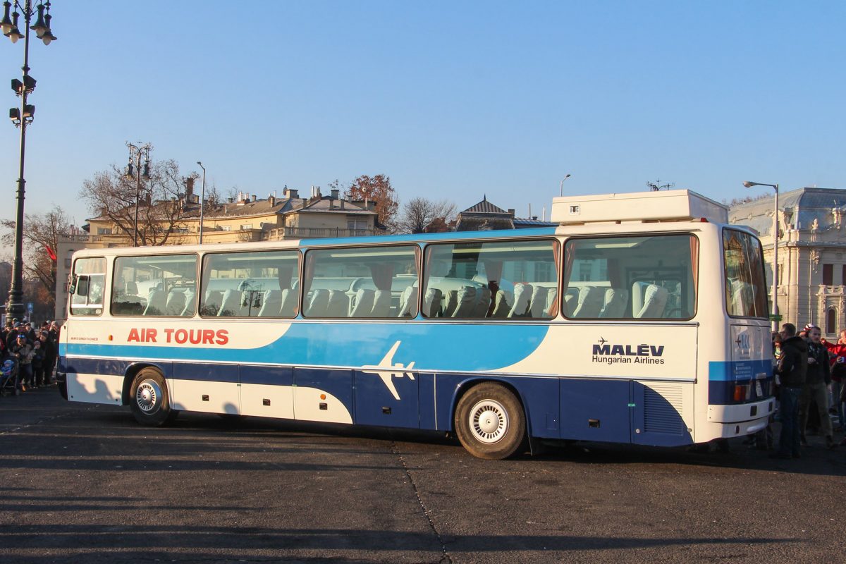 IKARUS
