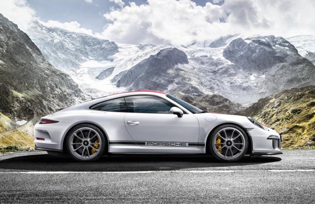 Túl olcsó új autó? A Porsche 911 R ilyen