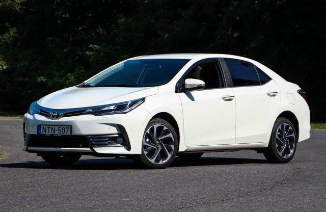 Karakter nélkül - Toyota Corolla