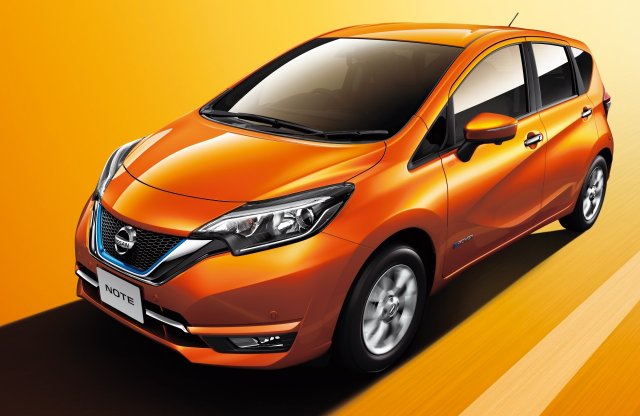 Új villany-Nissan érkezik - benzinmotorral