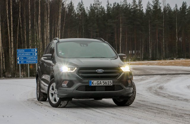 Vezettük az új Ford Kugát - hóban is