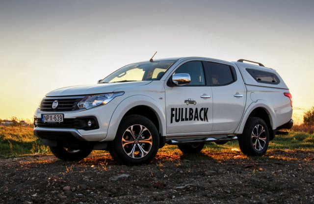 Az öltönye olasz - Fiat Fullback