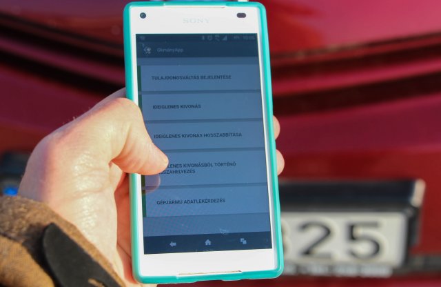 Az autóvásárlók 90%-a vakon dönt, már mobilon is segít a KEKKH