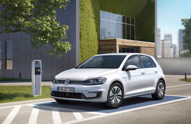 Évente 1 millió villanyautót adna el a VW 2025-re