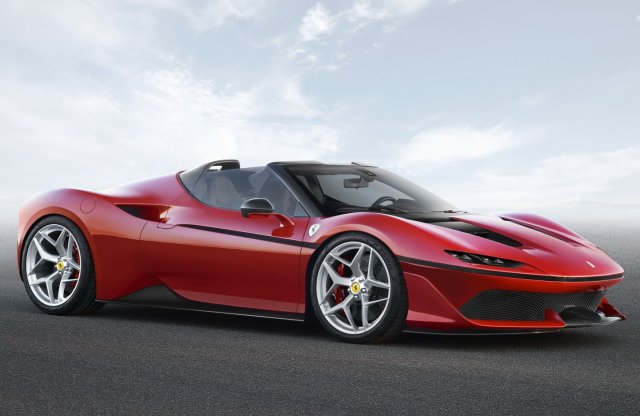 10 darab készül a legújabb Ferrariból