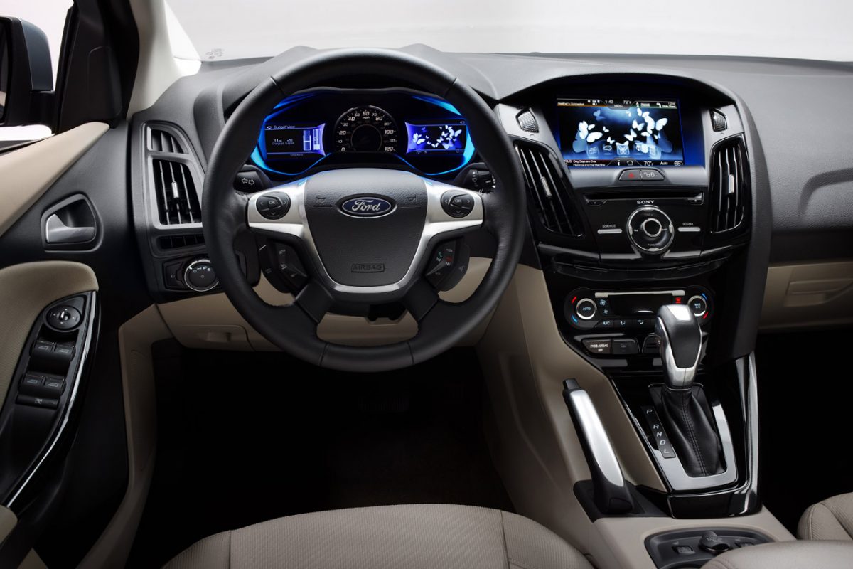 FORD FOCUS