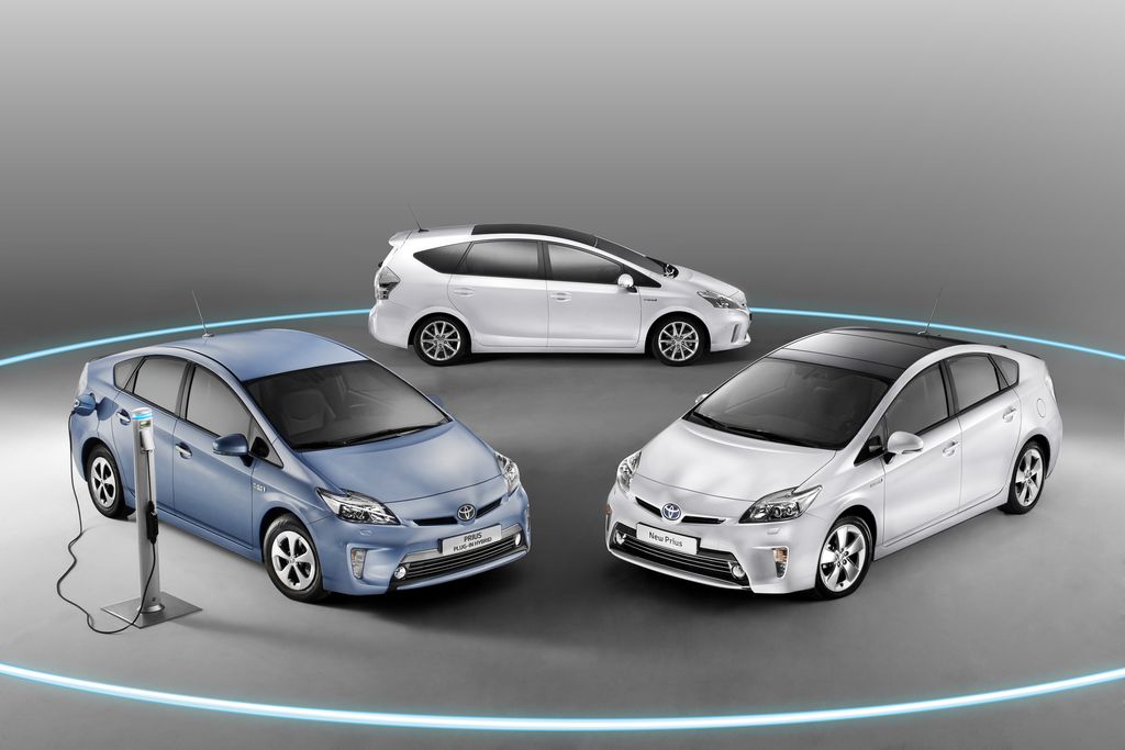 TOYOTA PRIUS