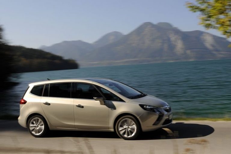 OPEL ZAFIRA TOURER