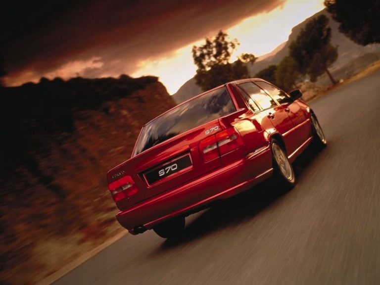 VOLVO S70