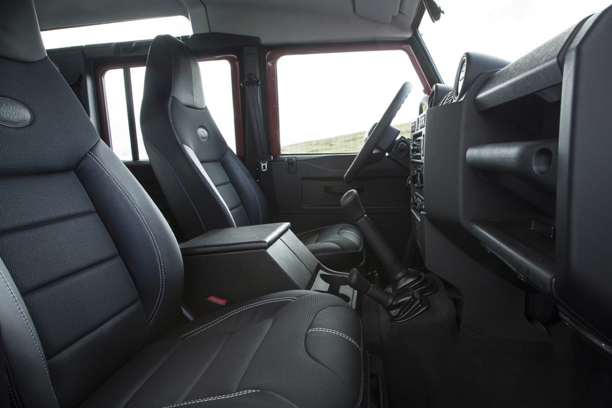 LAND ROVER