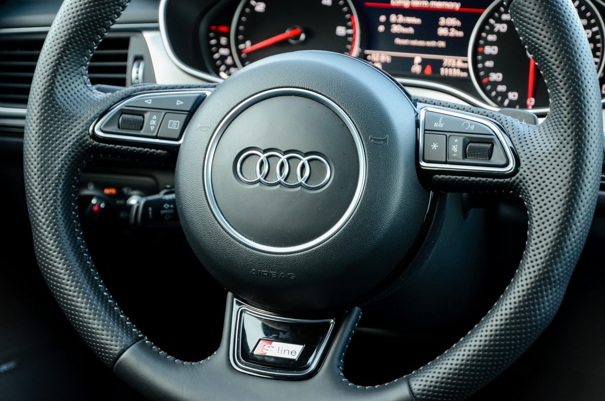 AUDI