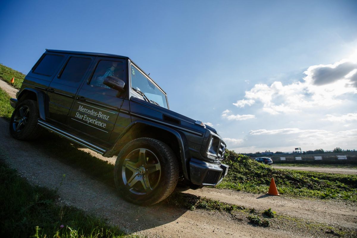 MERCEDES-BENZ