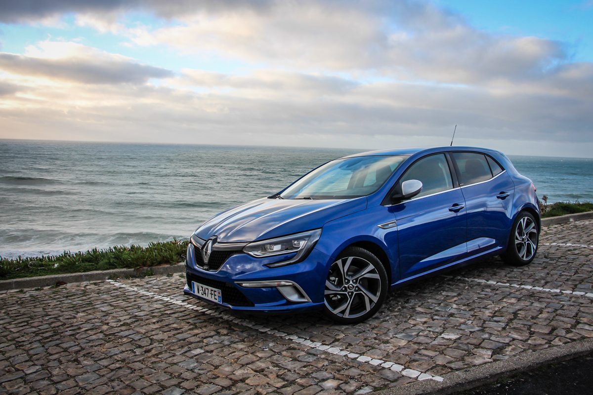 RENAULT