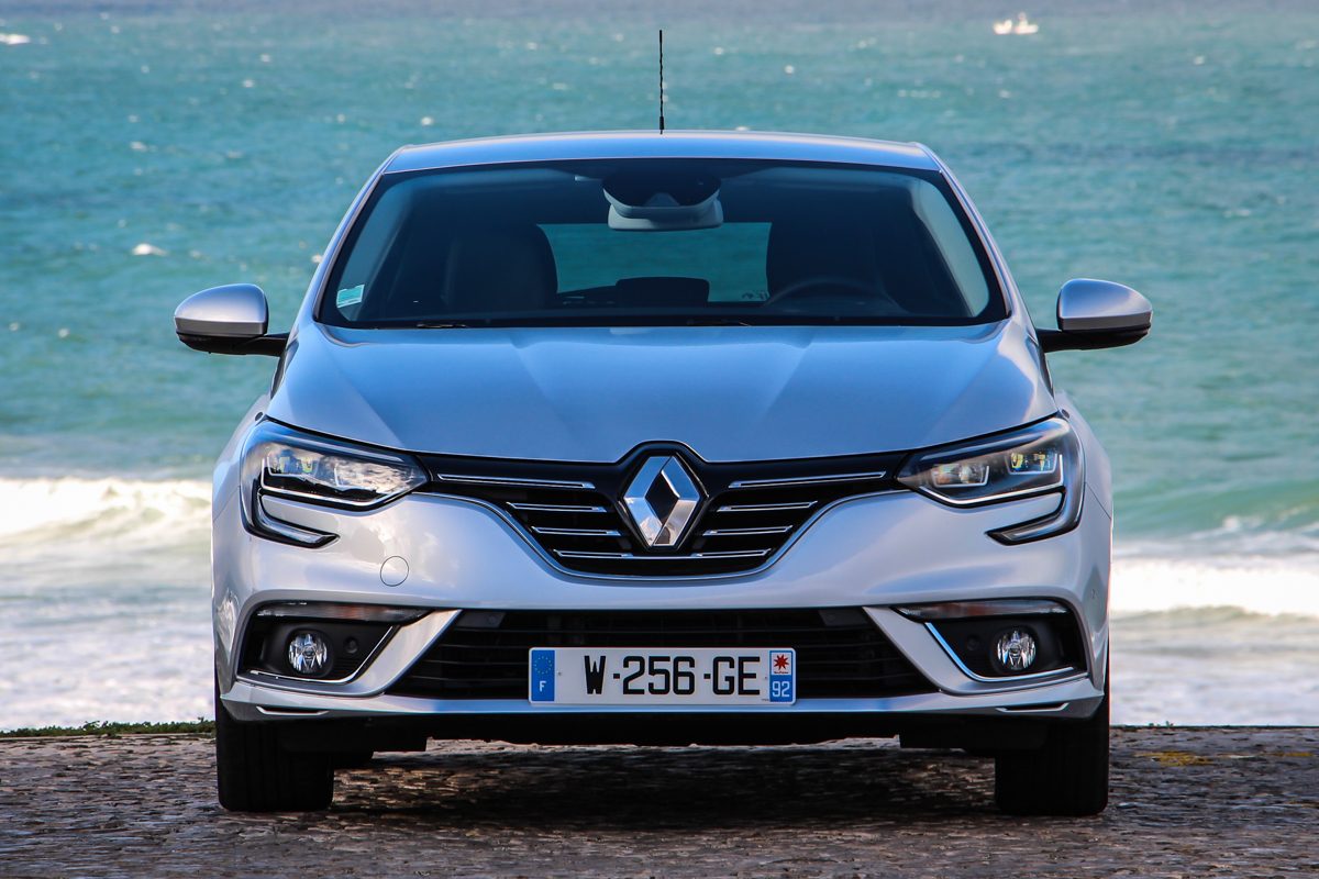 RENAULT