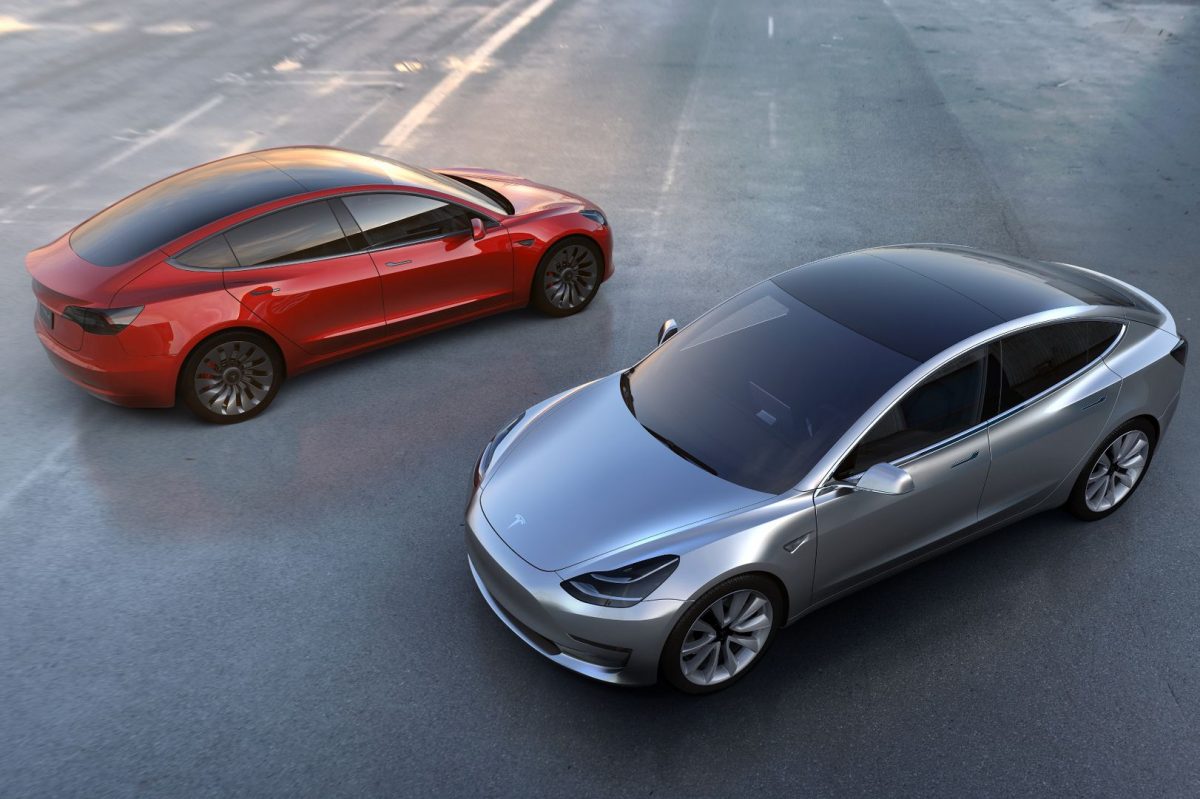 TESLA MODEL 3