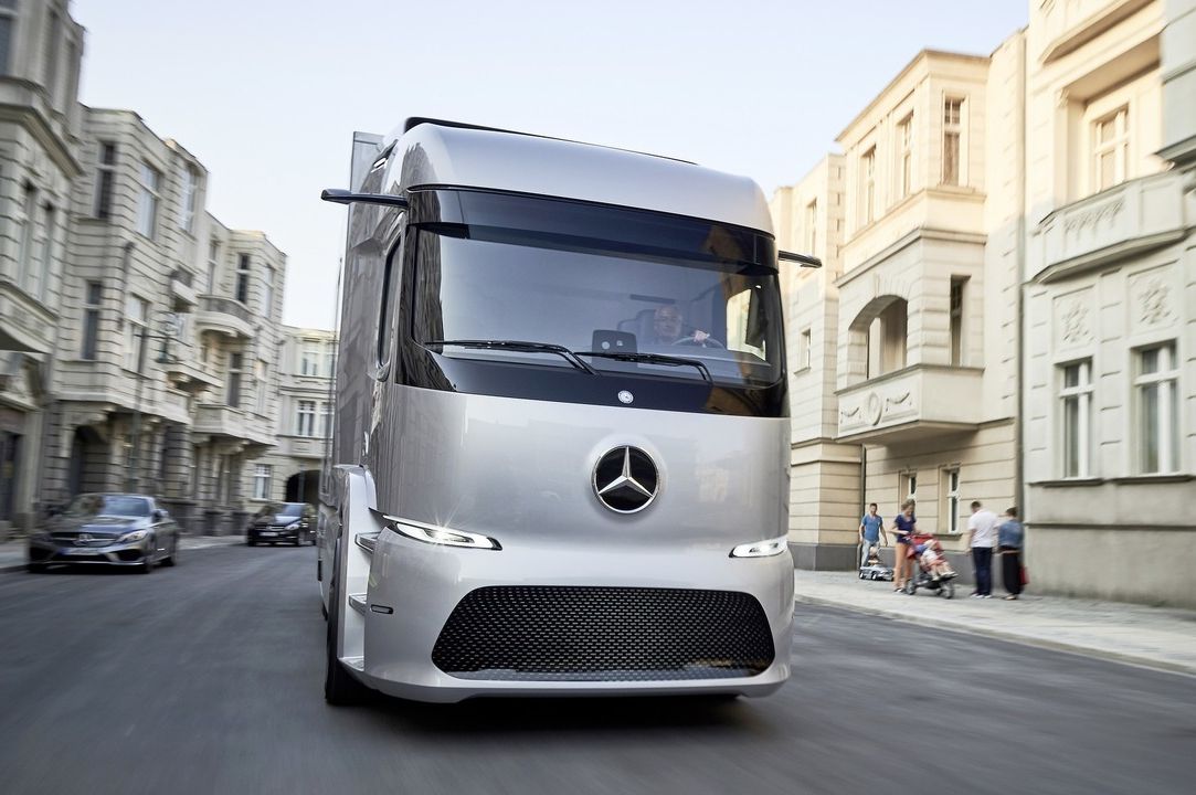 MERCEDES-BENZ