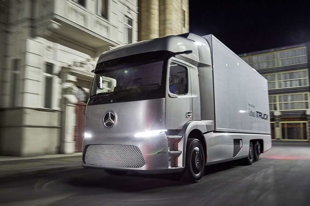 MERCEDES-BENZ