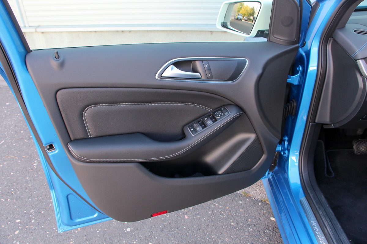 MERCEDES-BENZ B-OSZTÁLY