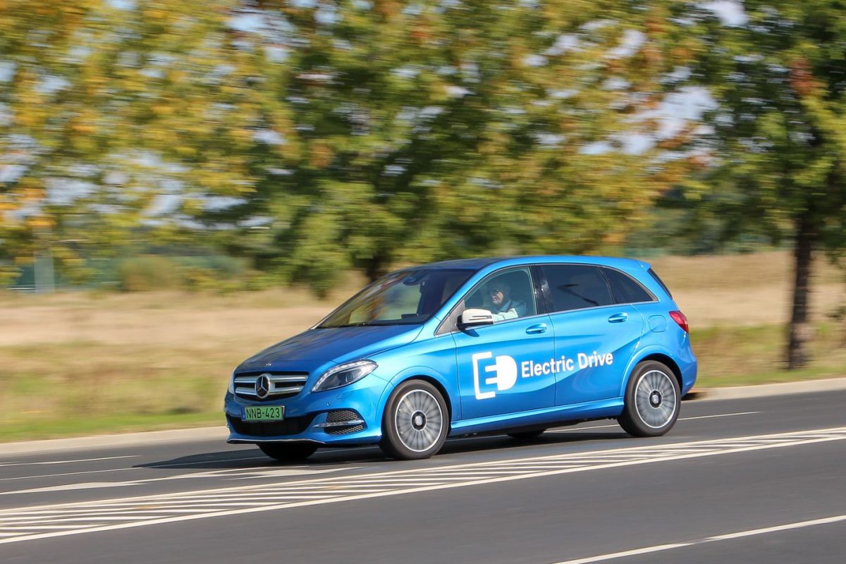 MERCEDES-BENZ B-OSZTÁLY