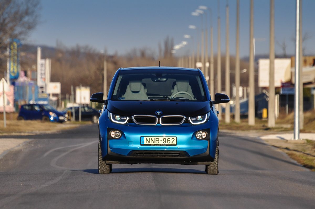 BMW I3