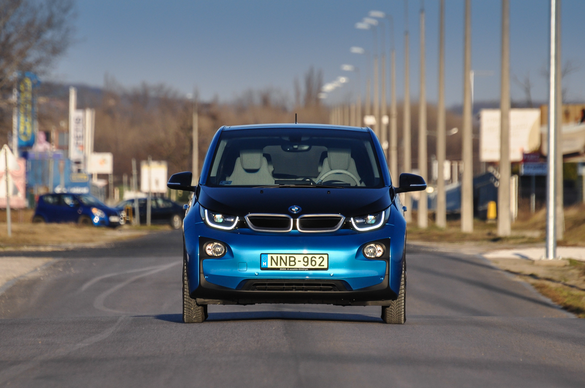 BMW I3