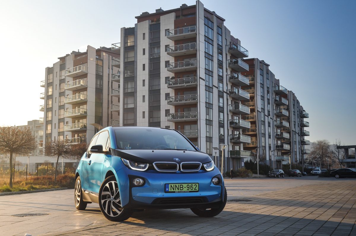 BMW I3
