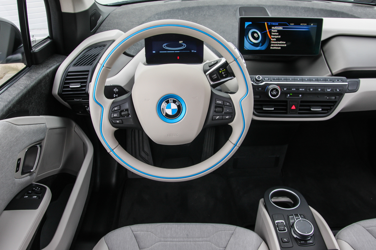BMW I3