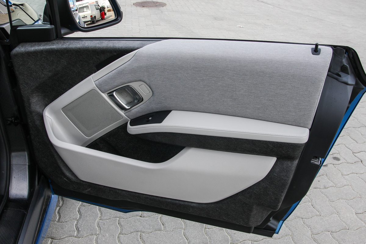 BMW I3