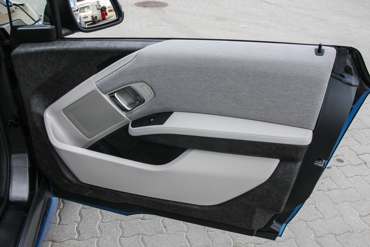 BMW I3