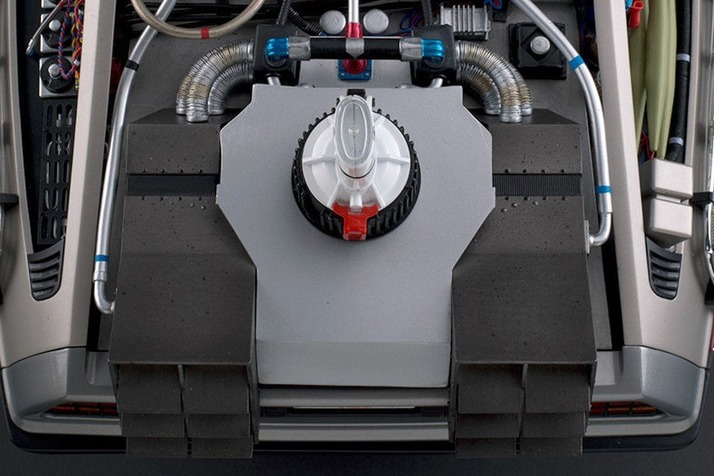 DE LOREAN DMC-12
