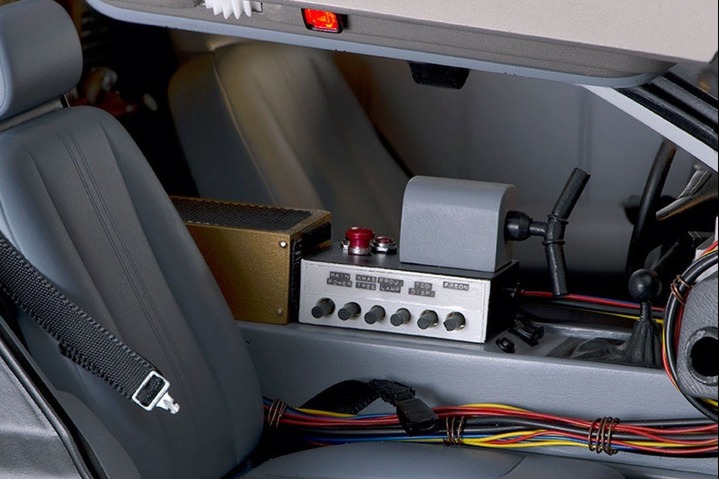DE LOREAN DMC-12
