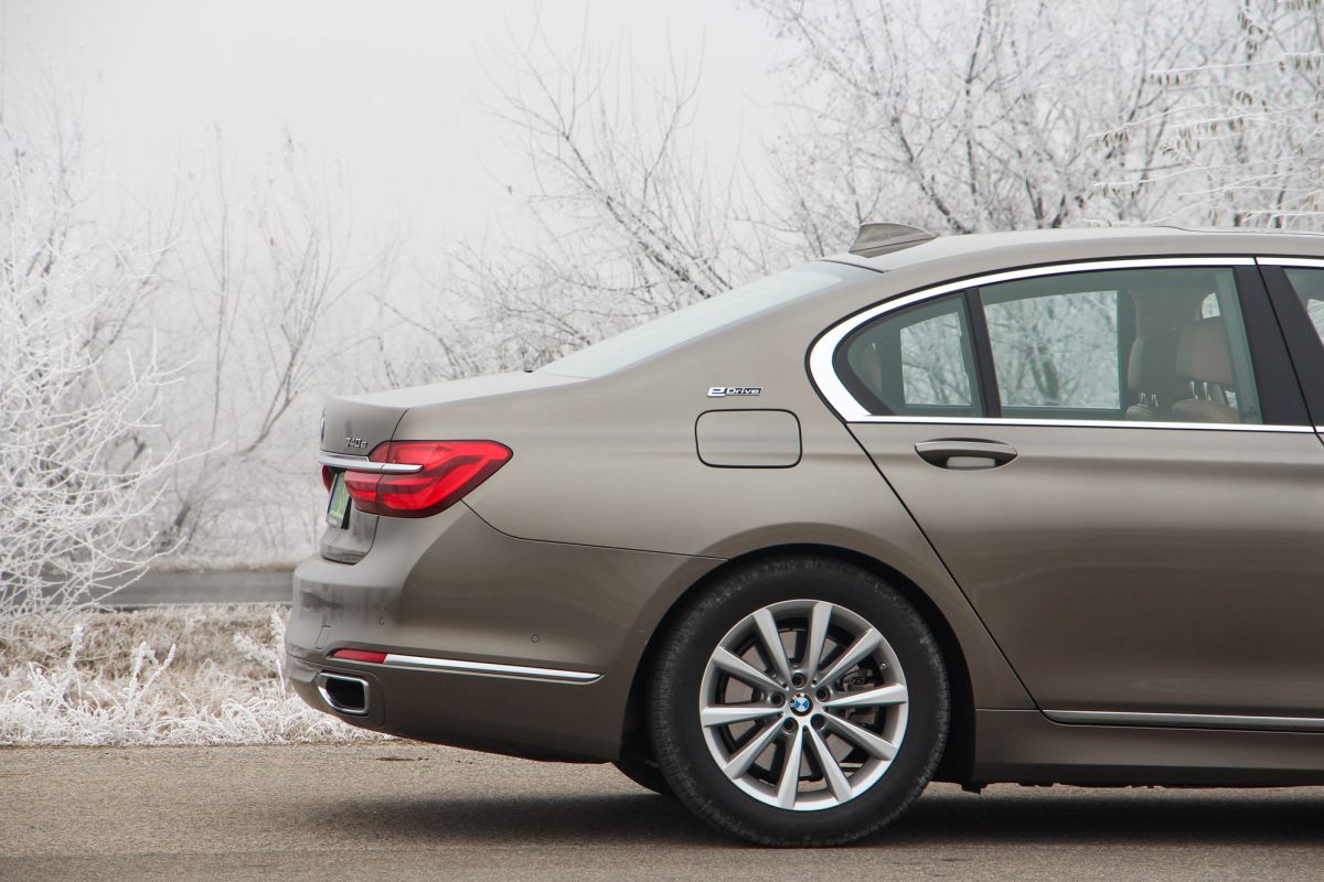 BMW 7-ES SOROZAT