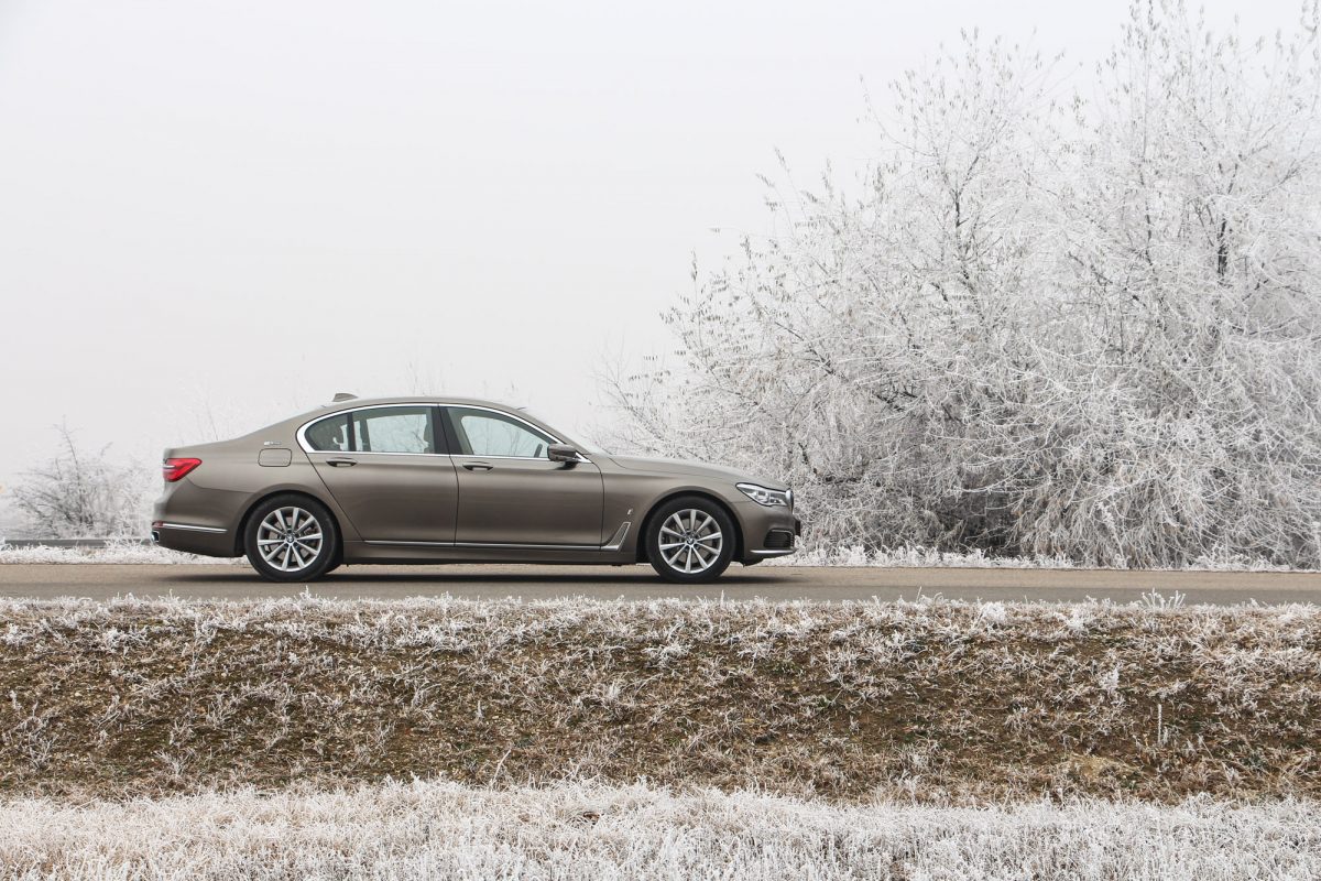 BMW 7-ES SOROZAT