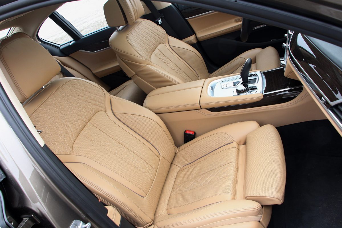 BMW 7-ES SOROZAT